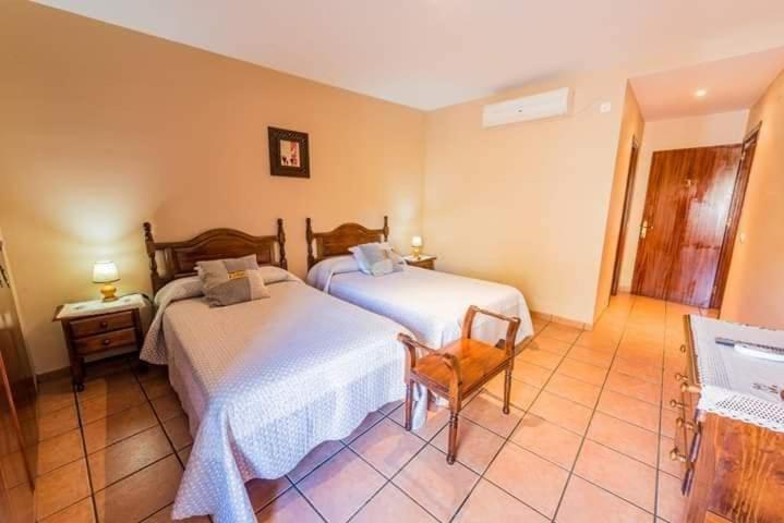 Apartamentos & Casa Rural Boada Con Jardin Interior Y Barbacoa Villamiel Eksteriør billede