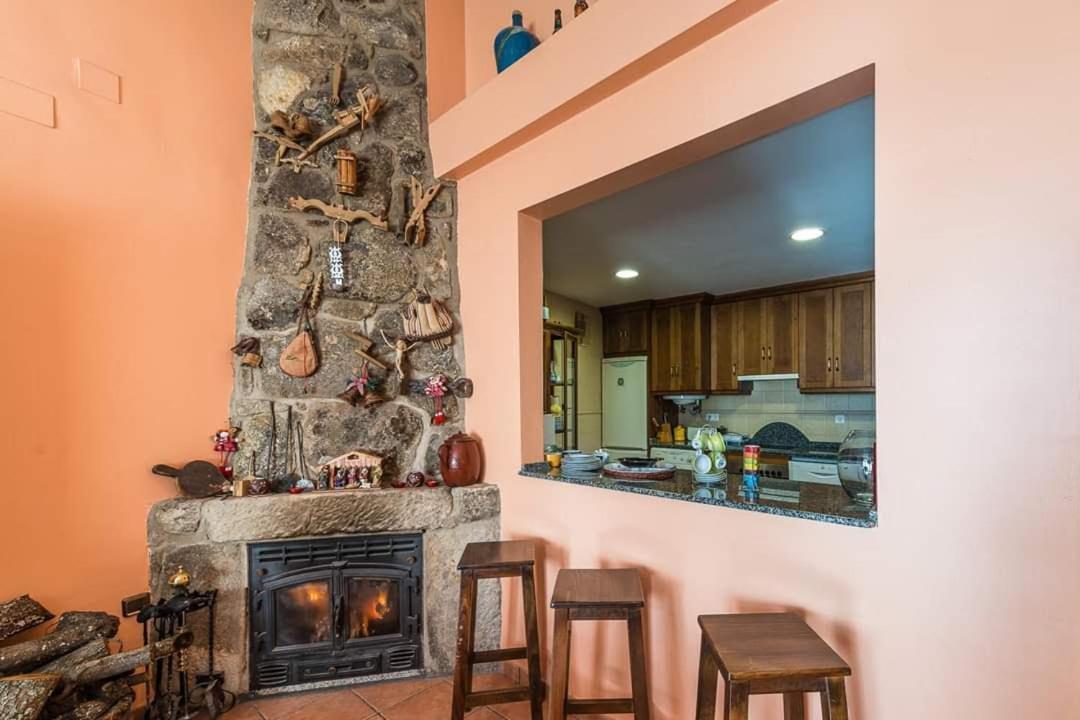 Apartamentos & Casa Rural Boada Con Jardin Interior Y Barbacoa Villamiel Eksteriør billede