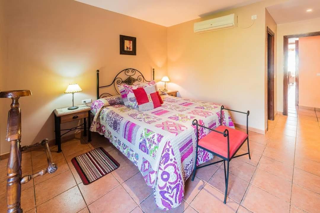 Apartamentos & Casa Rural Boada Con Jardin Interior Y Barbacoa Villamiel Eksteriør billede